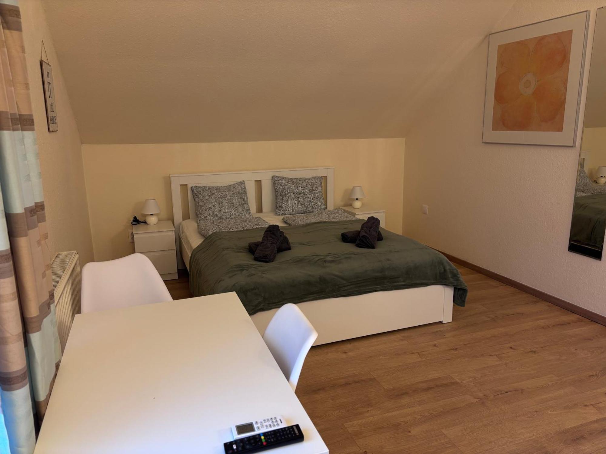 Airportmax Panzio Bed & Breakfast Vecses Exterior photo